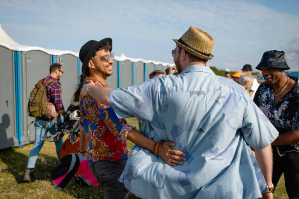 Best Porta potty rental near me  in Clinton, AR